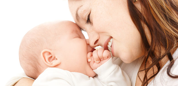 6 Sugestões para criar e reforçar os laços com o seu bebé