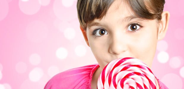 Que quantidade de açúcar podem as crianças consumir?