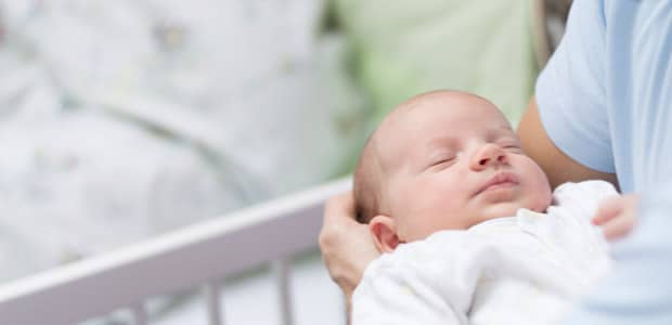 10 Razões para não deixar o seu bebé a chorar até adormecer