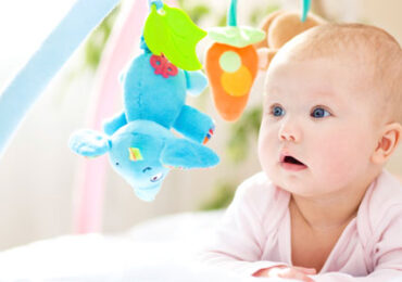 Mordedor para bebé: quando usar e como escolher?