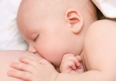 Dar de mamar: benefícios para si e para o bebé