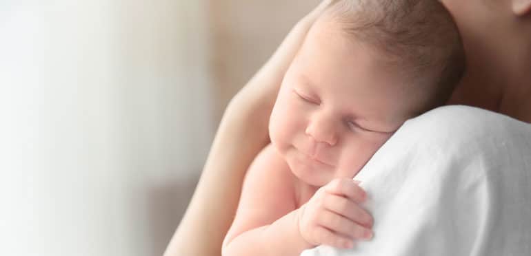 Beijar O Bebe Recem Nascido Nao Quer Saber Porque Mae Me Quer