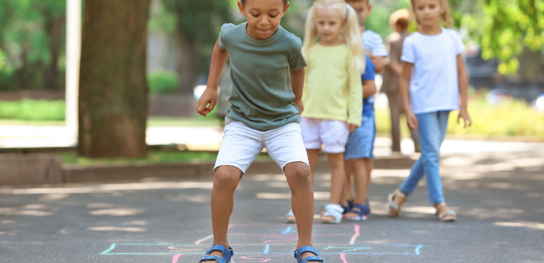 Jogo Infantil do Apanha Bolas