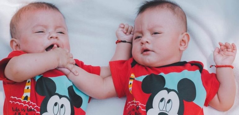 Nascem cada vez mais gémeos. Estudo explica porquê