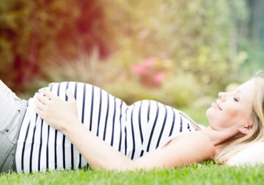 Como tratar e prevenir as hemorroidas durante a gravidez