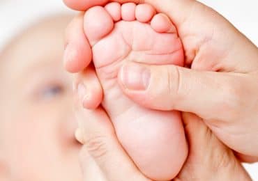 Nasceu primeiro bebé europeu concebido por duas mães