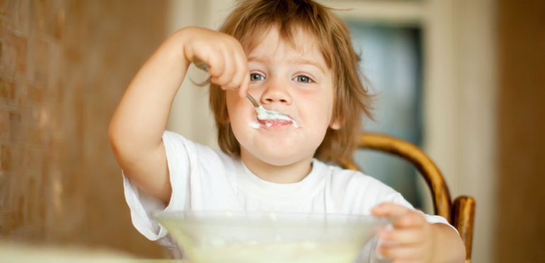 O seu filho recusa o pequeno-almoço? Saiba o que fazer