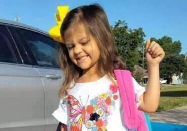 Menina de 4 anos morre de Covid depois de ser infetada pela mãe que recusou a vacina