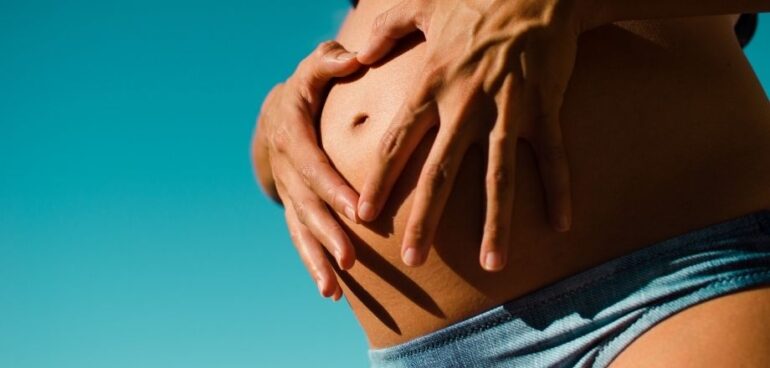 Cicatriz de cesárea: como cuidar e evitar estes 3 problemas