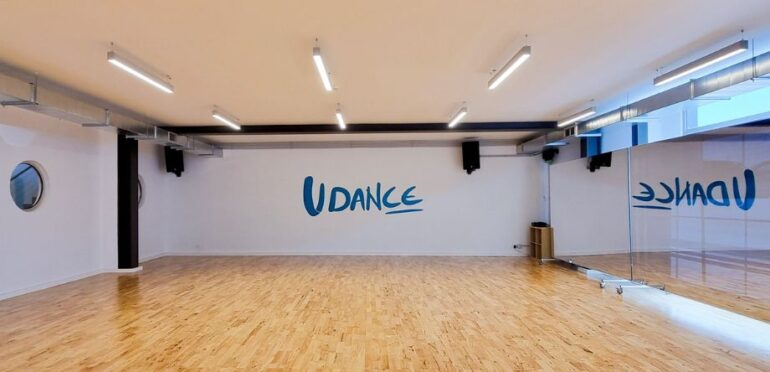 UDANCE: uma escola de dança para todas as idades