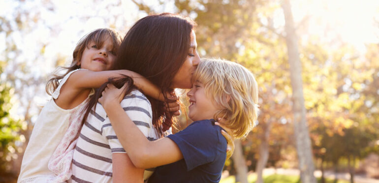 7 Estratégias para uma vida mais leve e harmoniosa enquanto mãe