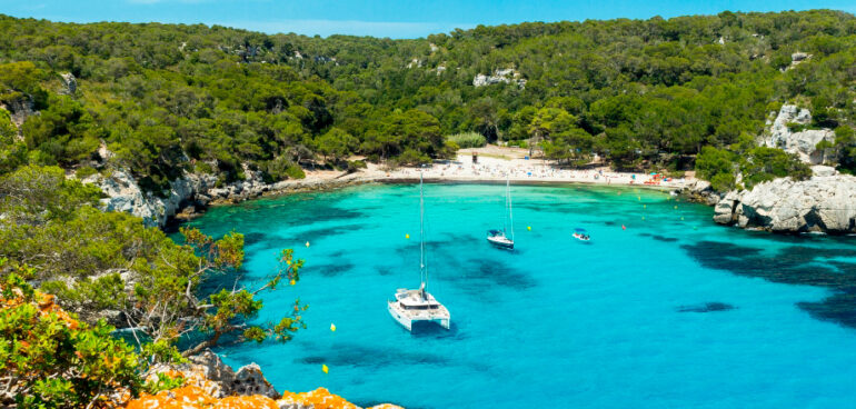 5 Hotéis em Menorca ideais para férias em família